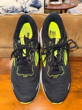 Brooks Men’s Ghost 13 Running Shoes - Black/Neon Yellow - Very Good - Size 14